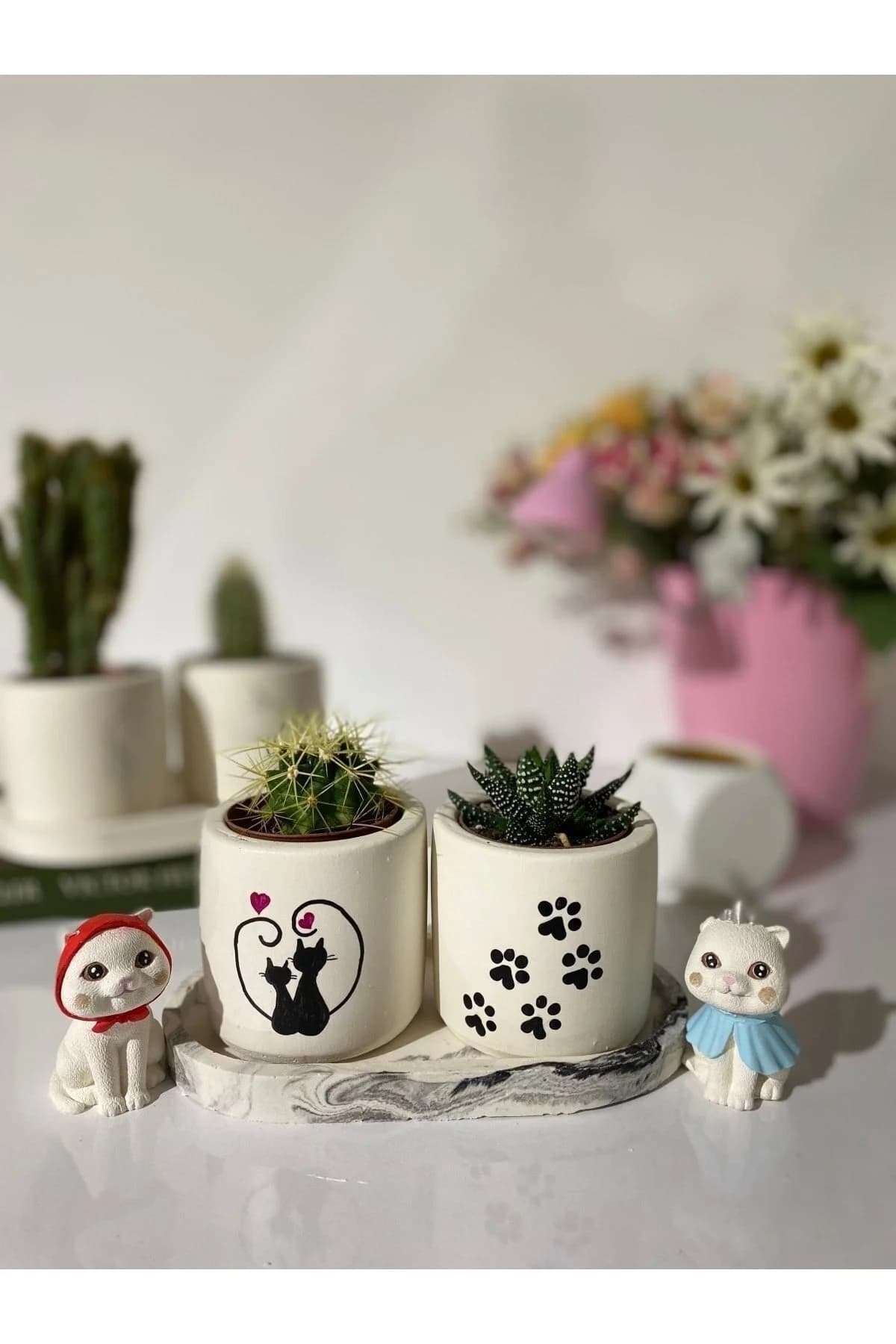 Tabaklı Pati Ve Çift Kedi Desenli El Çizimi Saksı Seti Hediyelik Kalemlik - 1. görsel