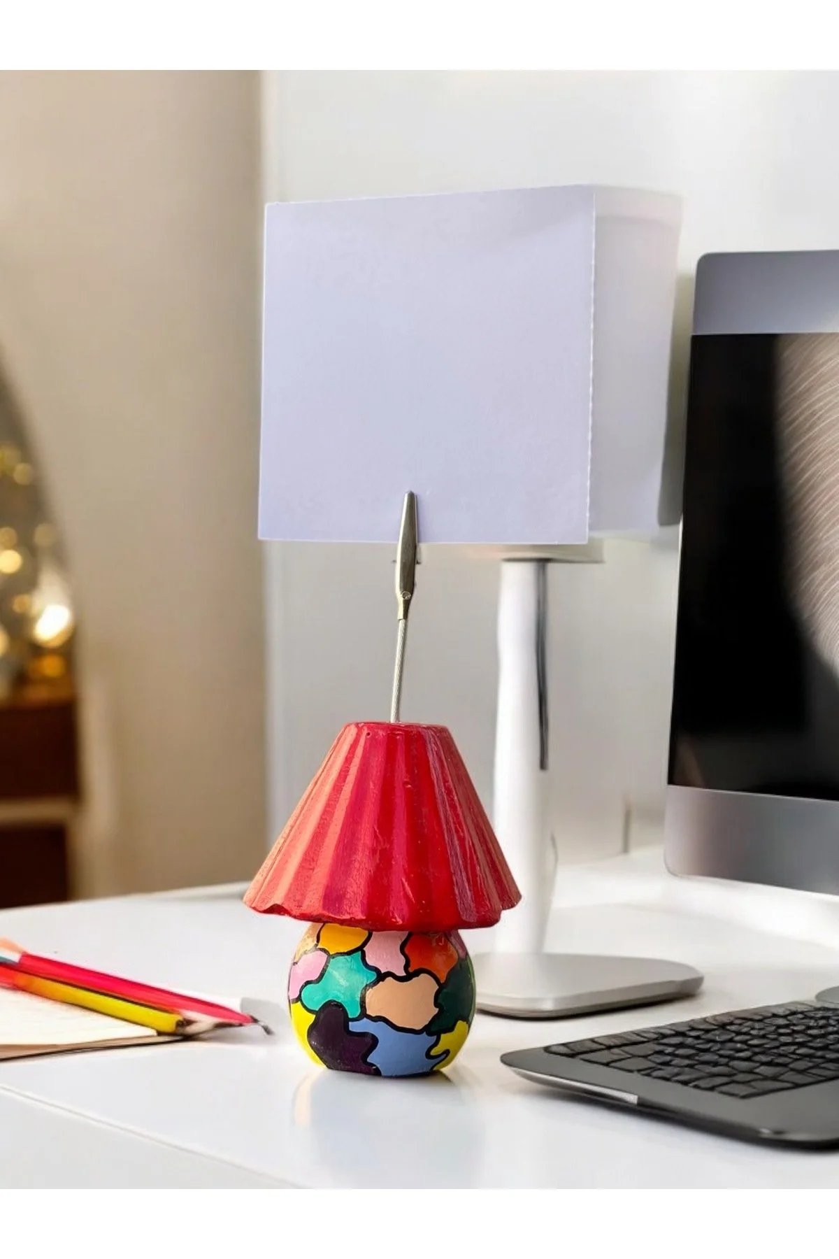 Kırmızı Abajur Fotoğraf Not Tutacağı Ofis Masası Hediyelik Tutucu - 1. görsel