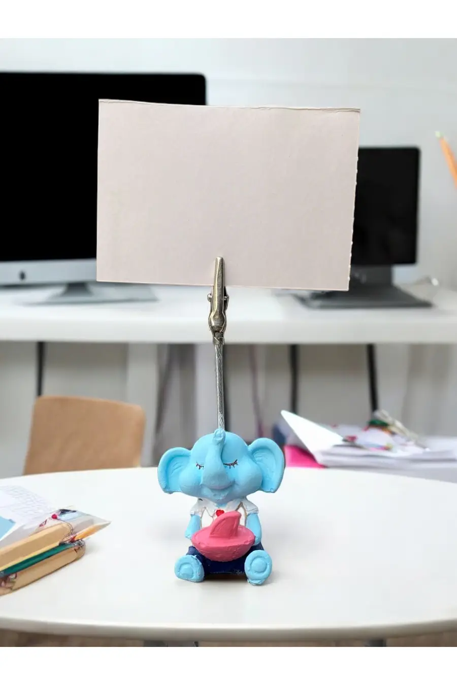 Minik Tatlı Kawaii Pembe Gemili Yavru Fil Fotoğraf Not Tutacağı Ofis Masası Hediye Tutucu Tutacak - 1. görsel