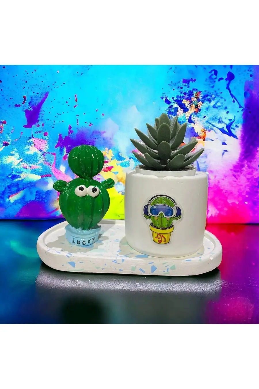 Özel Yapım Kulaklıklı Kaktüs Desenli Ve Objeli Hediyelik Saksı Organizer Çiçekli - 1. görsel