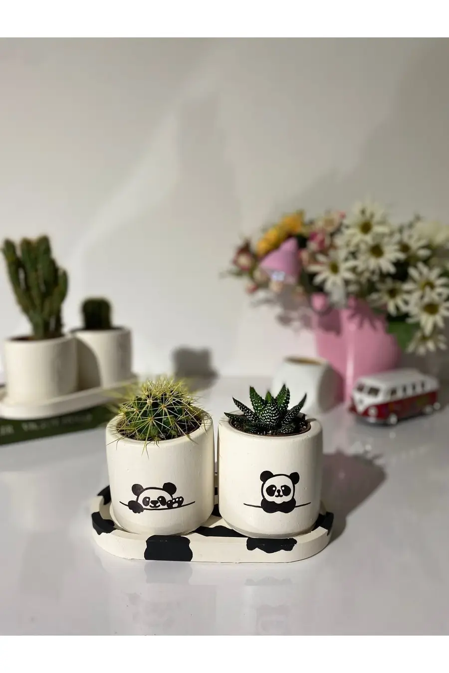 Tabaklı Panda Desenli 1 Desenli Özel Çizim Saksı Seti Hediyelik Kalemlik - 1. görsel