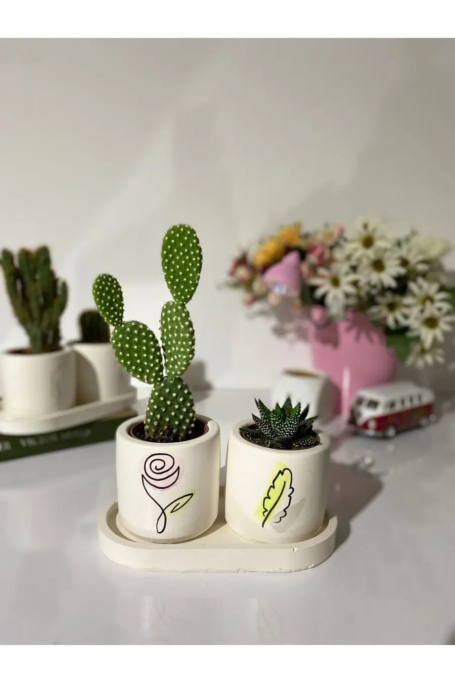Tabaklı Pastel Renkli Çiçek Desenli Saksı Seti Hediyelik Kalemlik - 1. görsel