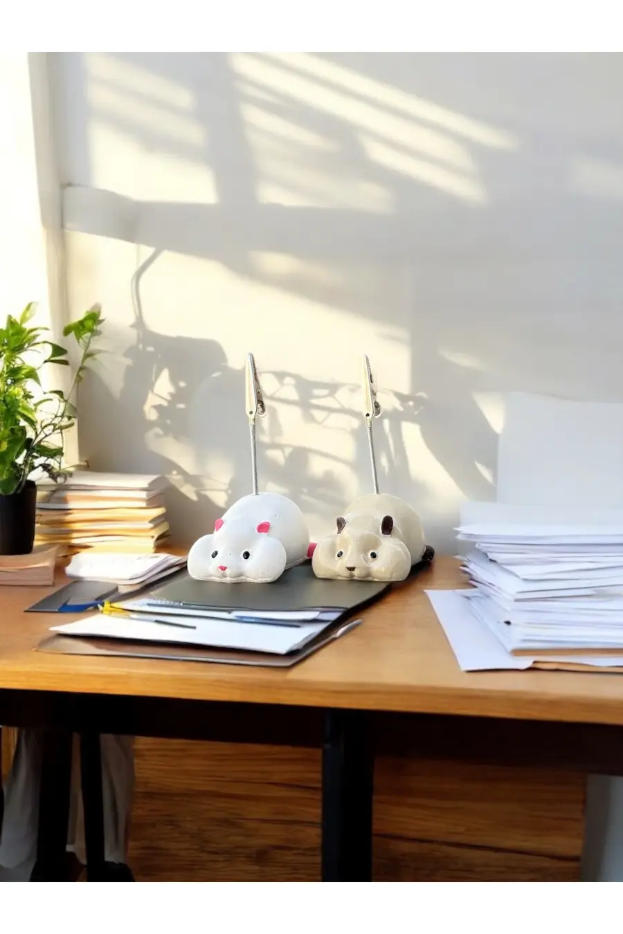 Yatan Kawaii Sevimli Beyaz Hamster Fotoğraf ve Not Tutucu - Ofis Masa Not Tutacağı - 1. görsel